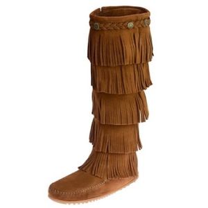 Minnetonka Moccasin 5 Layer Fringe Boot
